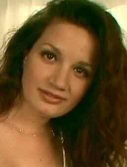Caroline [8]