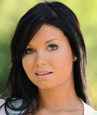 Victoria Blaze